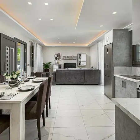 Bluewind Villa *
